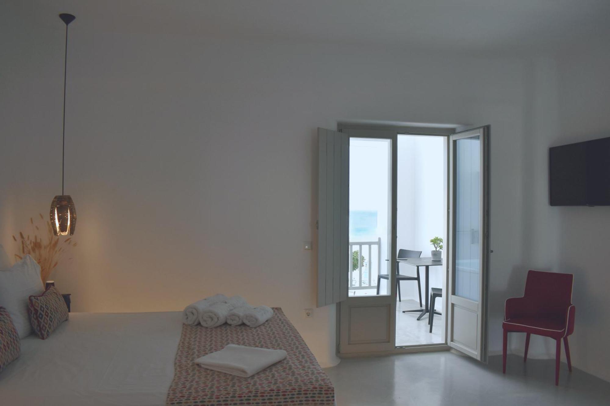 Angels Pillow Luxury Boutique Residence - Adults Only ناوسا الغرفة الصورة