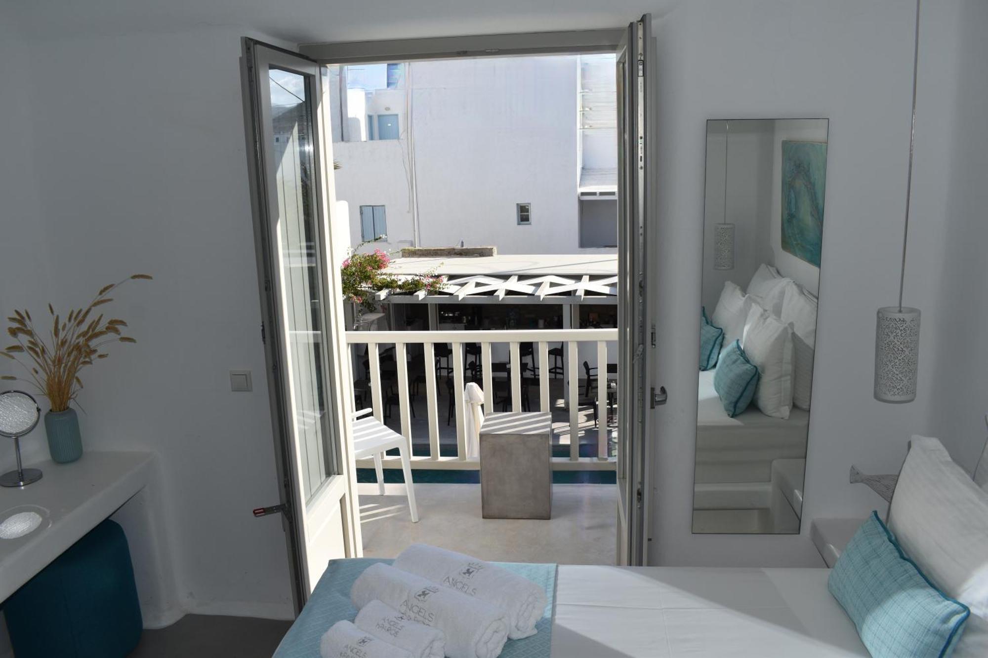 Angels Pillow Luxury Boutique Residence - Adults Only ناوسا الغرفة الصورة